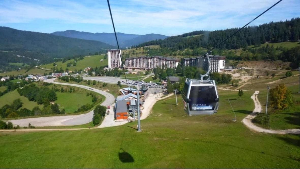 Un Air De Bretagne A La Montagne-studio Avec Balcon Apartment *